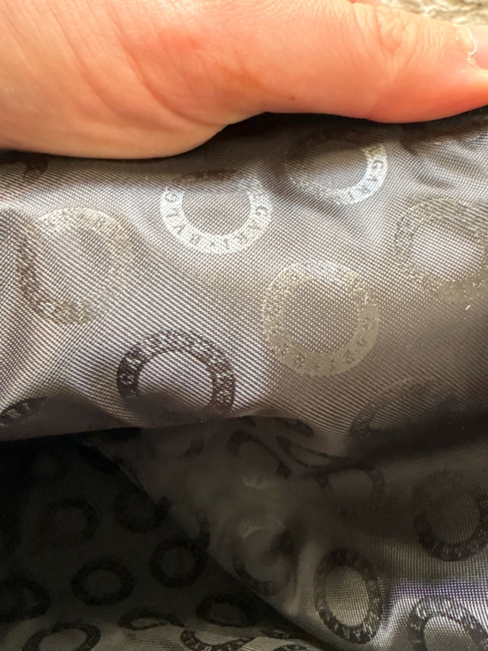 Bvlgari Black Leather Zip Clutch - Picture 5 of 5